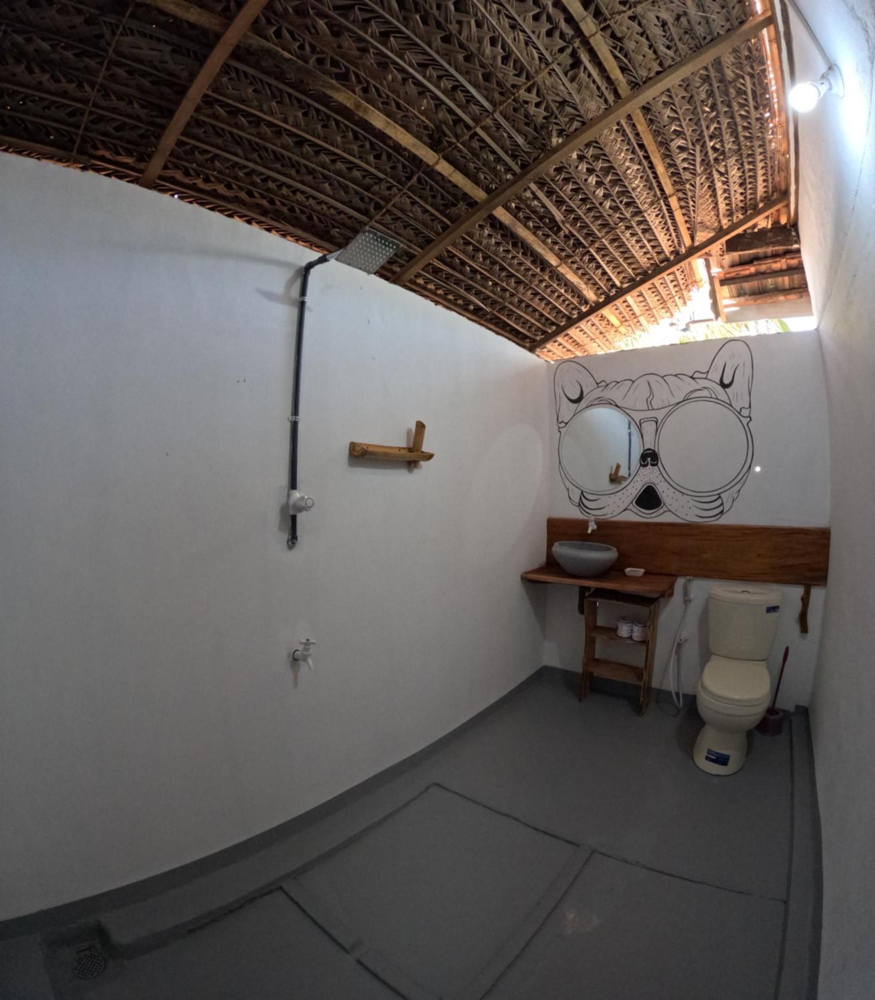 C U Hostel Trincomalee Buitenkant foto