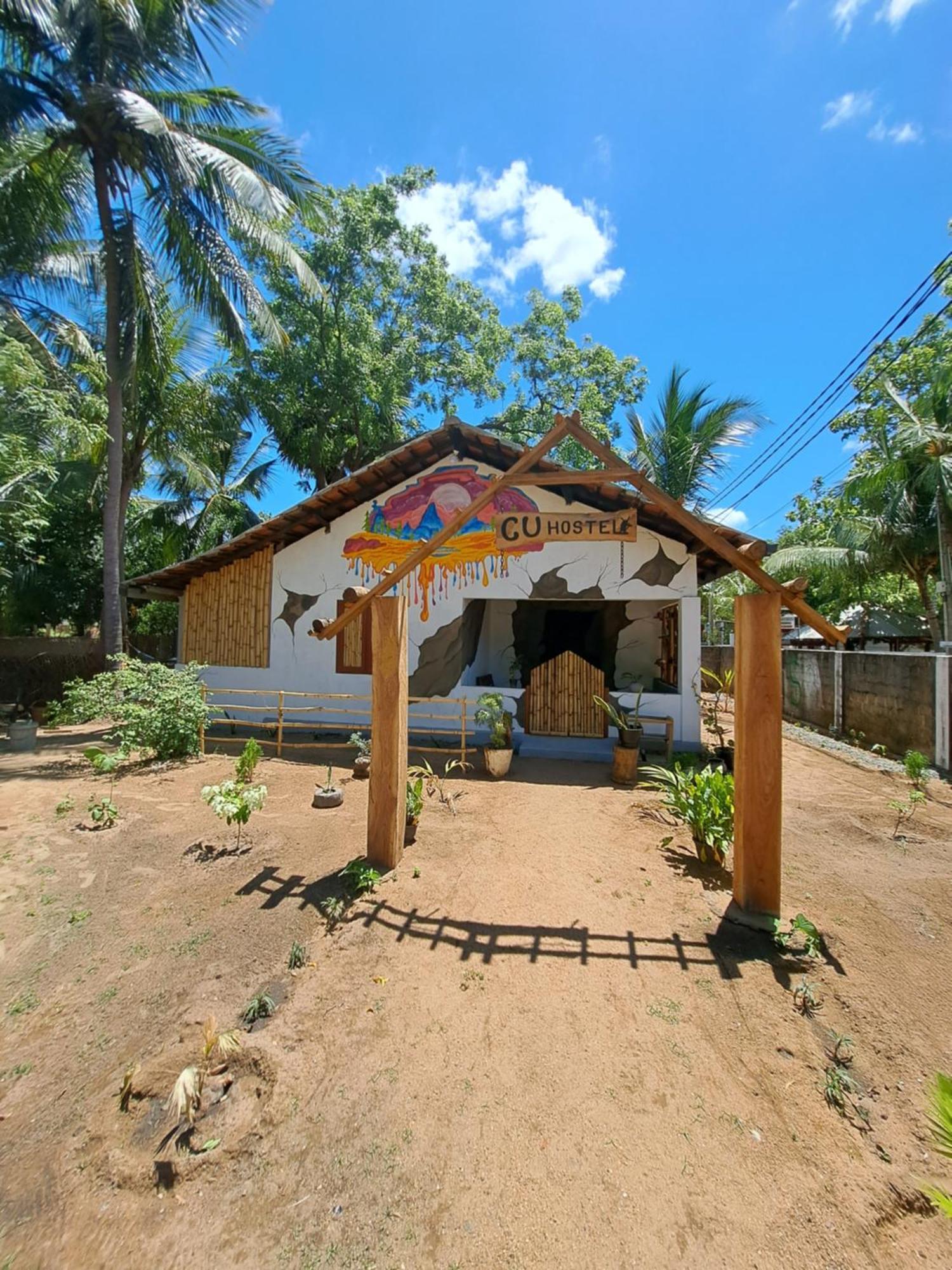 C U Hostel Trincomalee Buitenkant foto